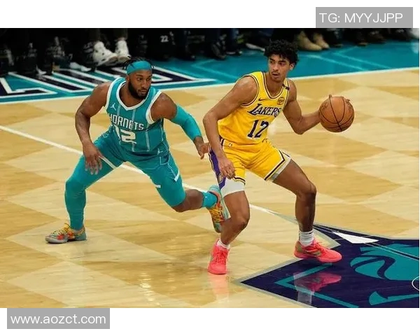 2017年12月10日湖人与黄蜂激战回顾：精彩瞬间与比赛亮点分析