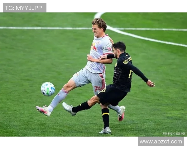 埃因霍温与兹沃勒比赛结果分析及精彩瞬间回顾