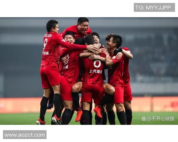 富力主场迎战上海上港期待精彩对决争夺中超积分榜重要位置 富力主场迎战上海上港期待精彩对决争夺中超积分榜重要位置