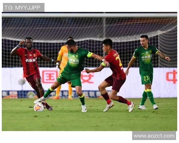 北京国安主场迎战河北华夏全力争胜展现球队实力与斗志