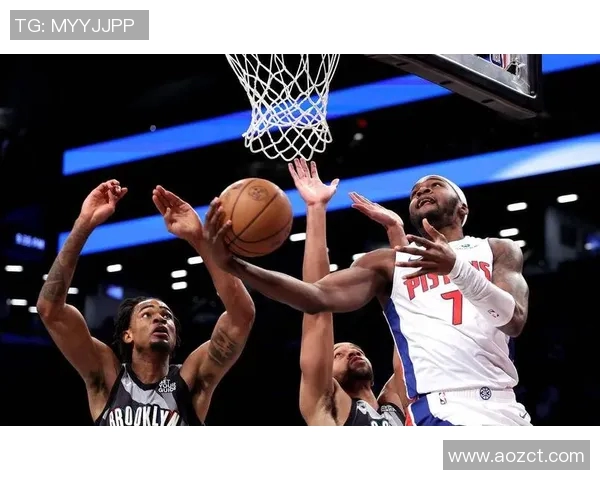 篮网队与老鹰队激战正酣球迷期待精彩对决与绝妙表现 篮网队与老鹰队激战正酣球迷期待精彩对决与绝妙表现