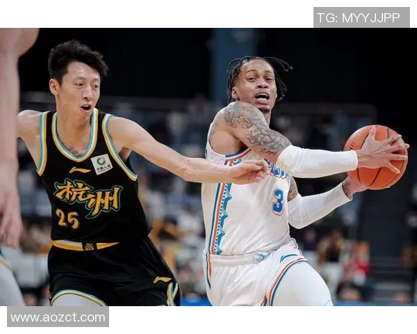 CBA八一对阵福建精彩对决全程360直播不容错过