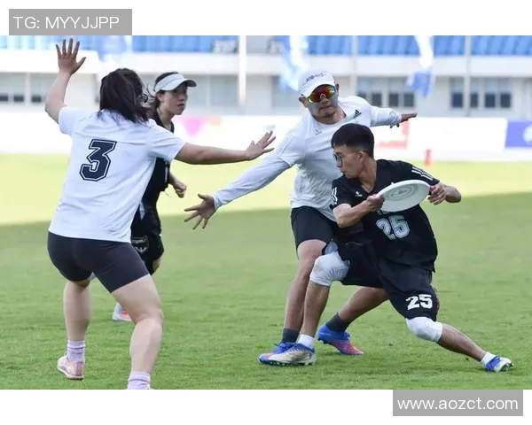 南京飞盘队快攻战术解析与实战应用全方位解读